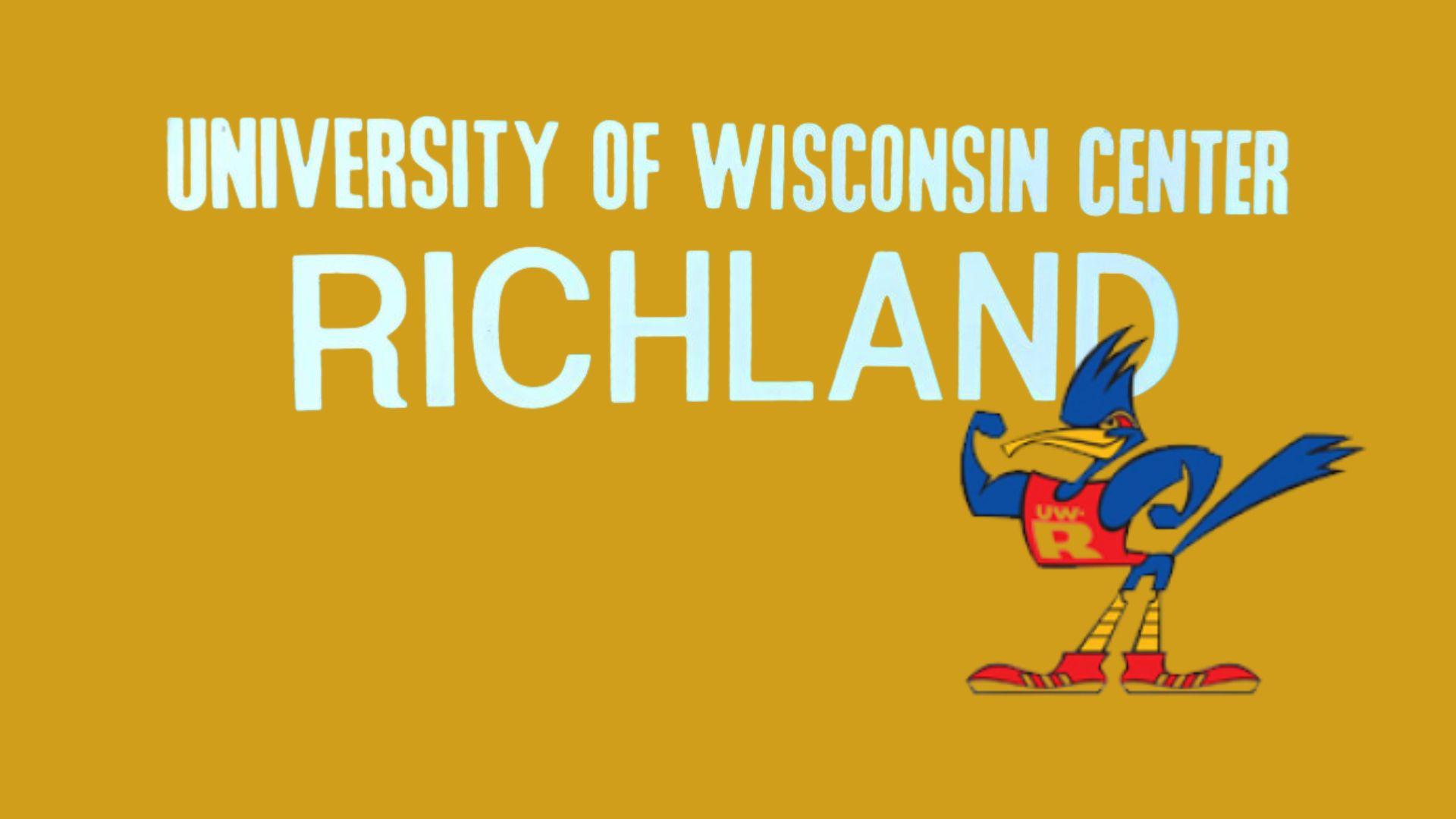 UW-Richland Alumni Association honors past students
