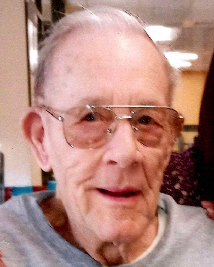 David Howard Fox, 88, Baltic